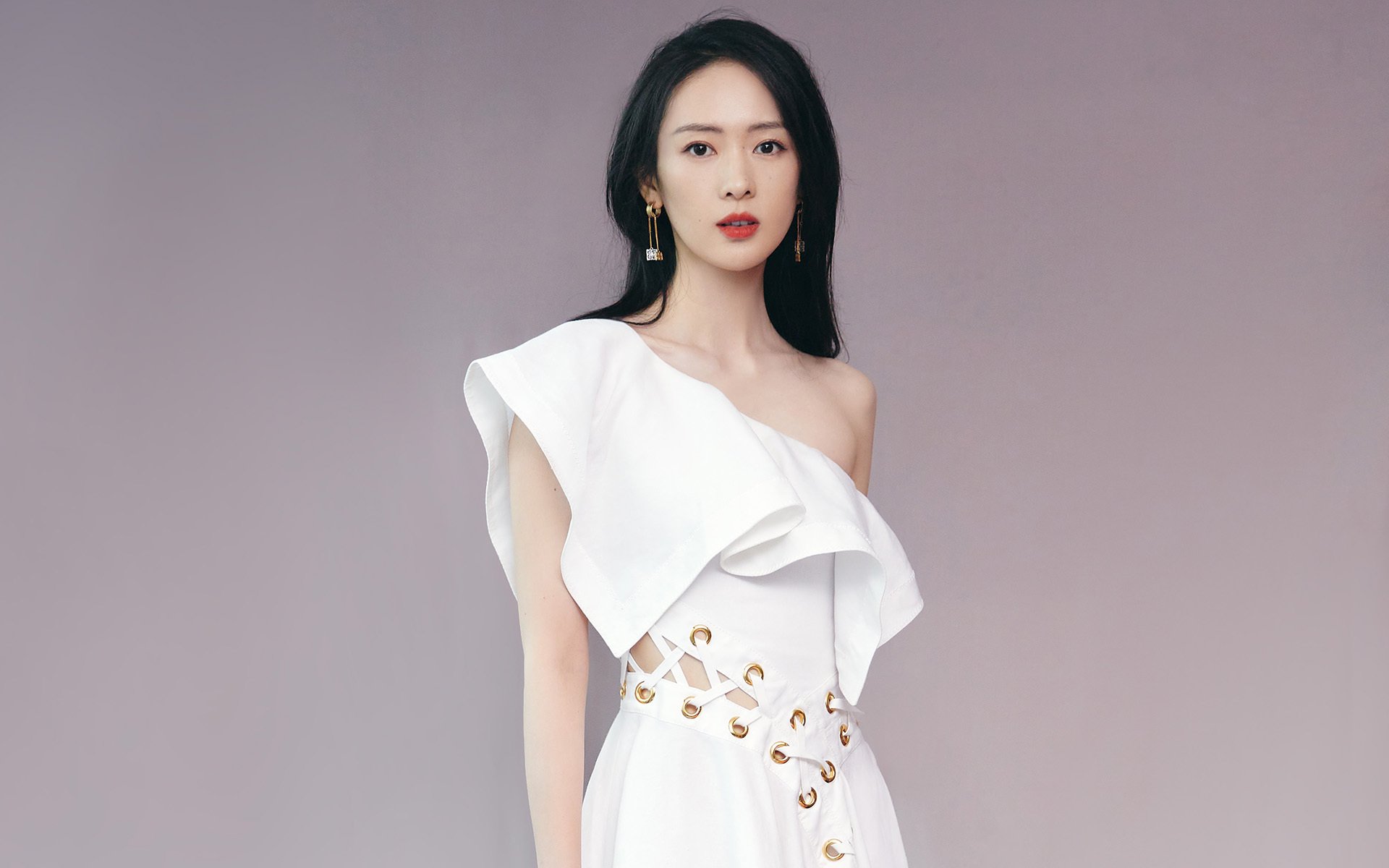 英超球队利用大数据优化快速反击战术的应用，英超攻防转换