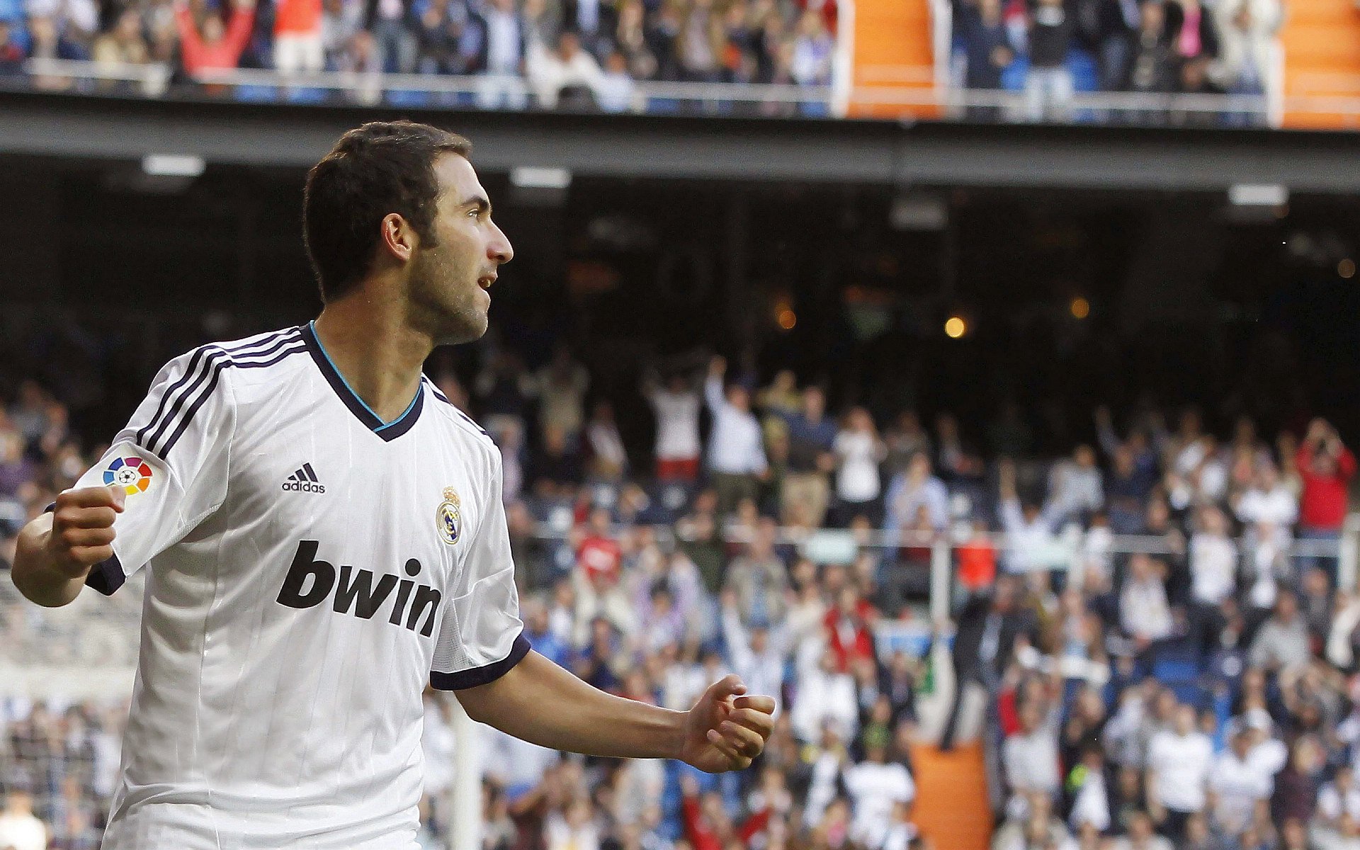 尼科·威廉姆斯在欧洲杯中表现出色,威廉姆·尼克尔森